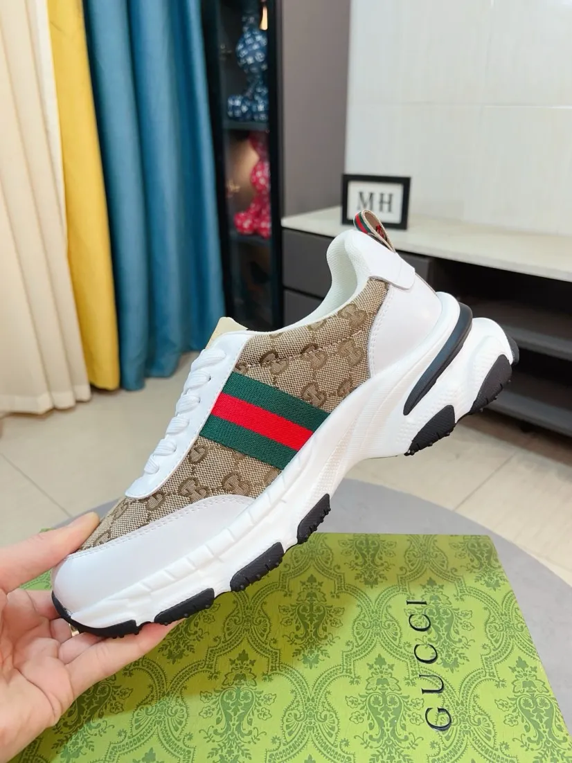 Men's shoes 💰458🌹🌹[GUCCI] Gucci's new lace-up casual men's shoes are on the market first, and the materials and workmanship are superior to all versions on the market. The highest quality shipped first-layer cowhide with imported original perforated materials➕Genuine leather lining, privately molded soft outsole, high foot comfort, imported special materials highlight the brand's unique charm, high-end customization 38-44